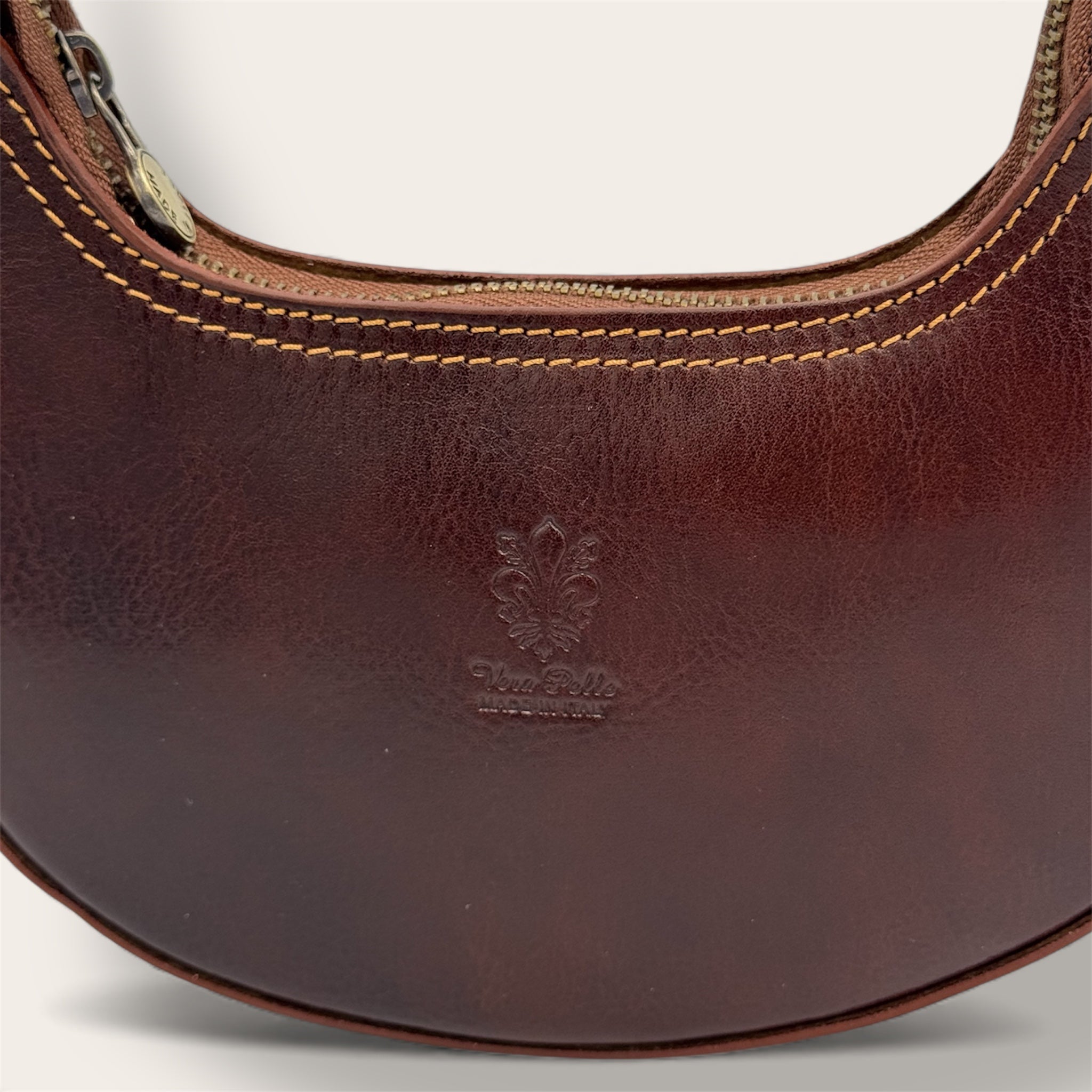 Borsa “David” marrone – Amò